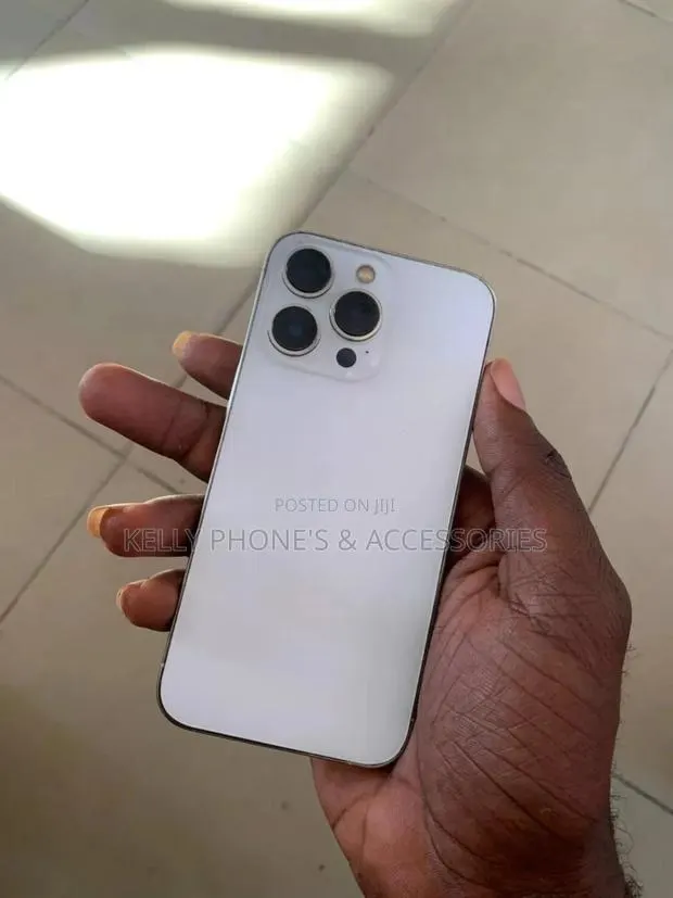 New Apple iPhone 13 Pro 256 GB White · Photo 1