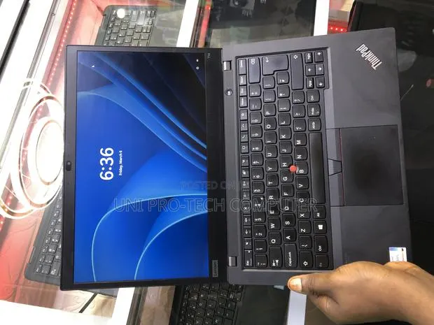 Laptop Lenovo ThinkPad T14 G2 16GB Intel Core i5 SSD 512GB · Photo 1