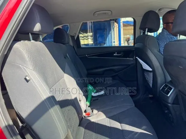 Kia Sorento 2.4L LX FWD 2017 Red · Photo 1