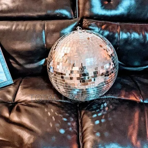 40cm Mirror Ball · Photo 1