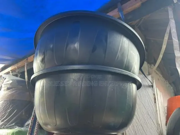 Large Plastic Buckets For Washing, Laundry And Domestic Use · Photo 1