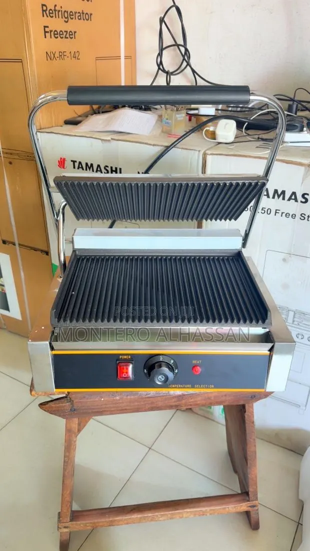 Panini Toaster/ Shawarma Toaster · Photo 3