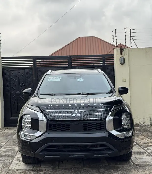 Mitsubishi Outlander SEL 2022 Black · Photo 1