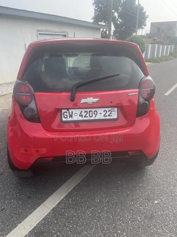 Chevrolet Spark 2015 Red · Photo 1