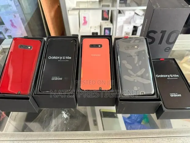 New Samsung Galaxy S10e 256 GB Black · Photo 1