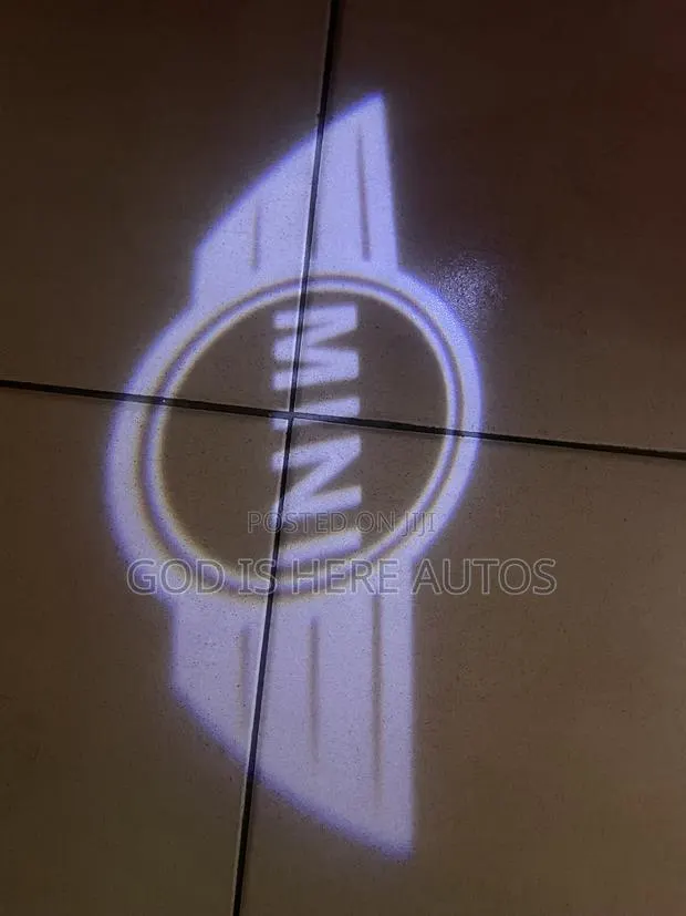 Mini Copper Door Shadow Light · Photo 1