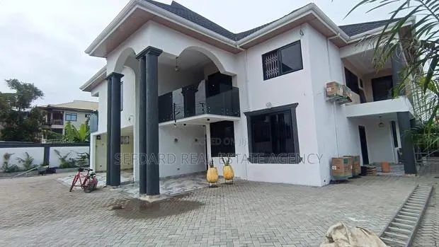 6bdrm House in Sefdard Properties, Tseaddo for rent · Photo 1