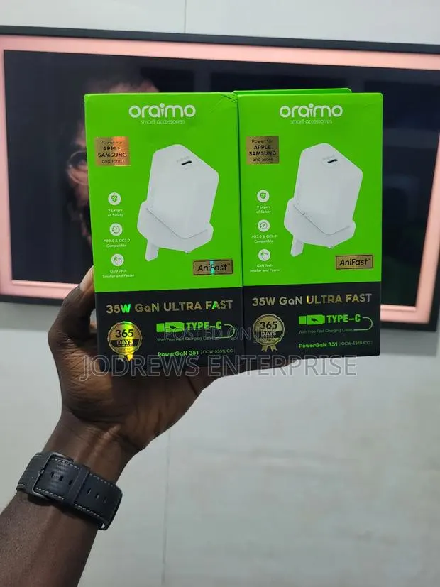 Oraimo Powergan 351 35w Gan Ultra Fast Charger · Photo 1