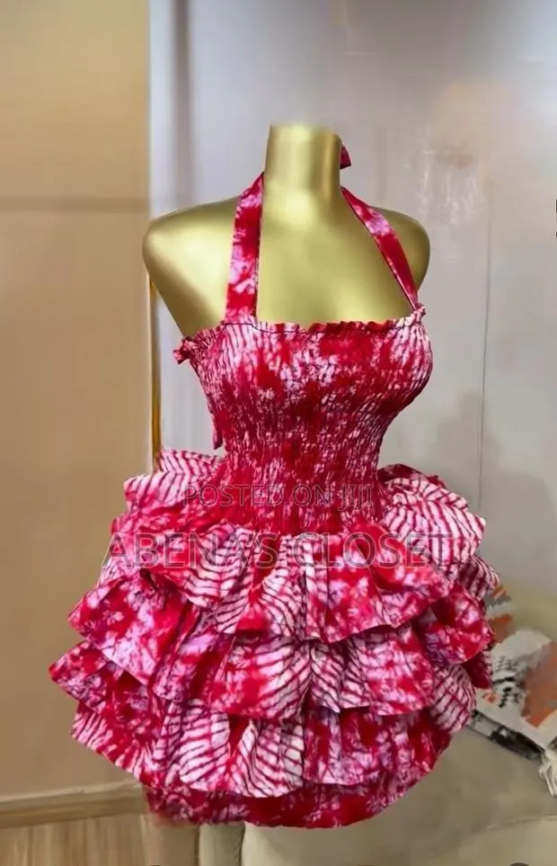 Ready to Wear · Photo 1