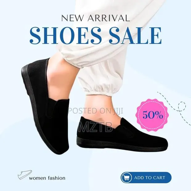 Women's Casual Shoes Sneakers Sports Shoes Canvas Shoes- Black · Photo 1