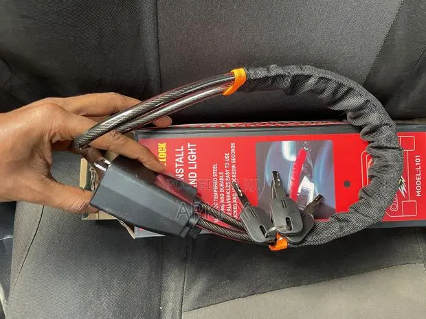 Steering Wheel Lock · Photo 1