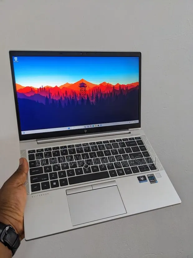 Laptop HP EliteBook 840 G8 16GB Intel Core i5 SSD 256GB · Photo 1