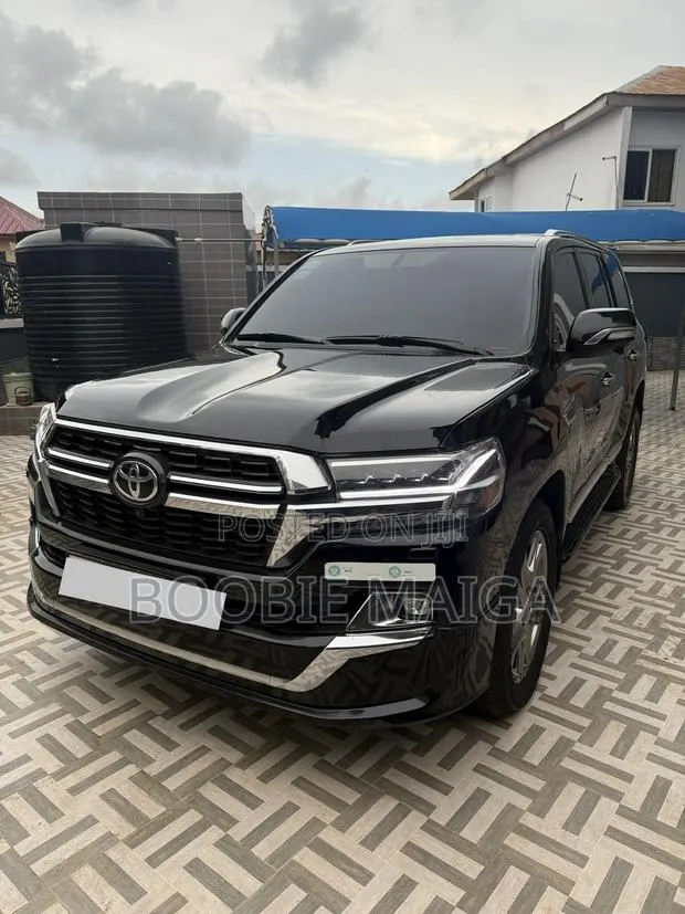 Toyota Land Cruiser 4.5 V8 VXR 2020 Black · Photo 1