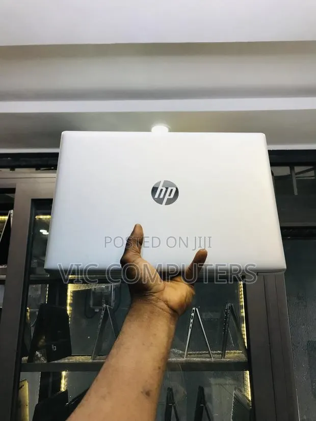 Laptop HP ProBook 440 G5 8GB Intel Core i5 SSD 256GB · Photo 1