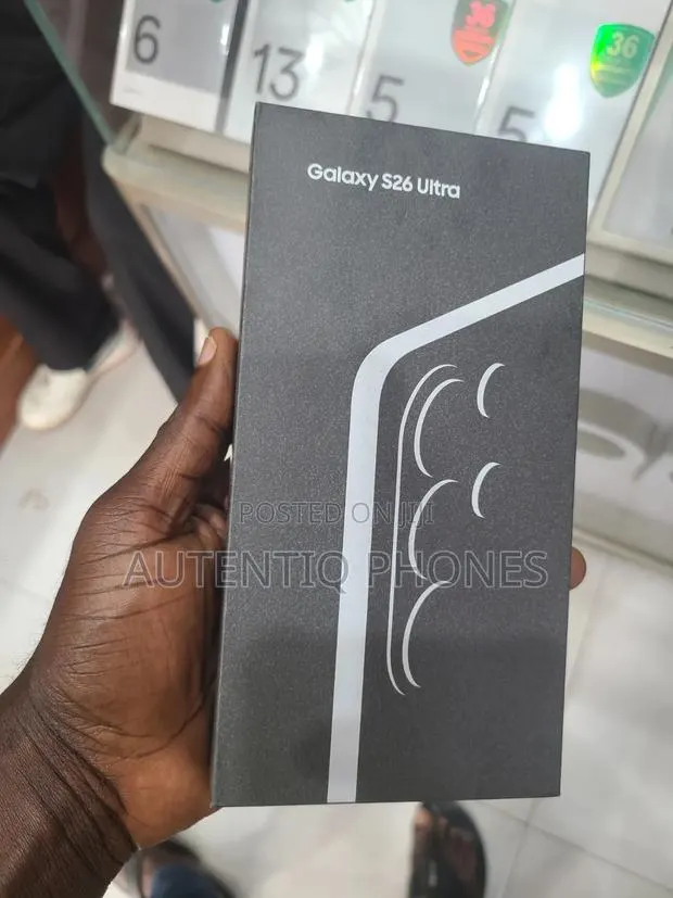 New Samsung Galaxy S26 Ultra 5G 256 GB Black · Photo 1