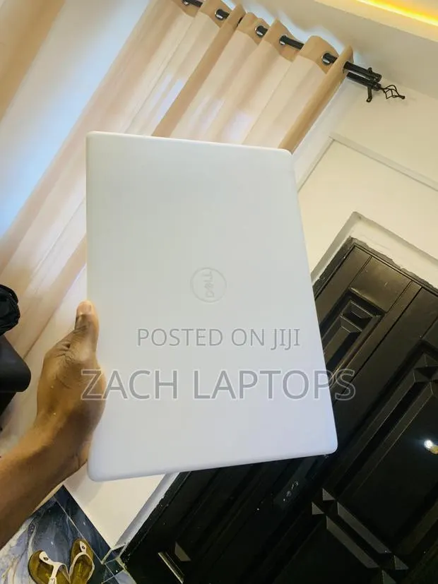 Laptop Dell 8GB AMD Ryzen 3 SSD 256GB · Photo 2