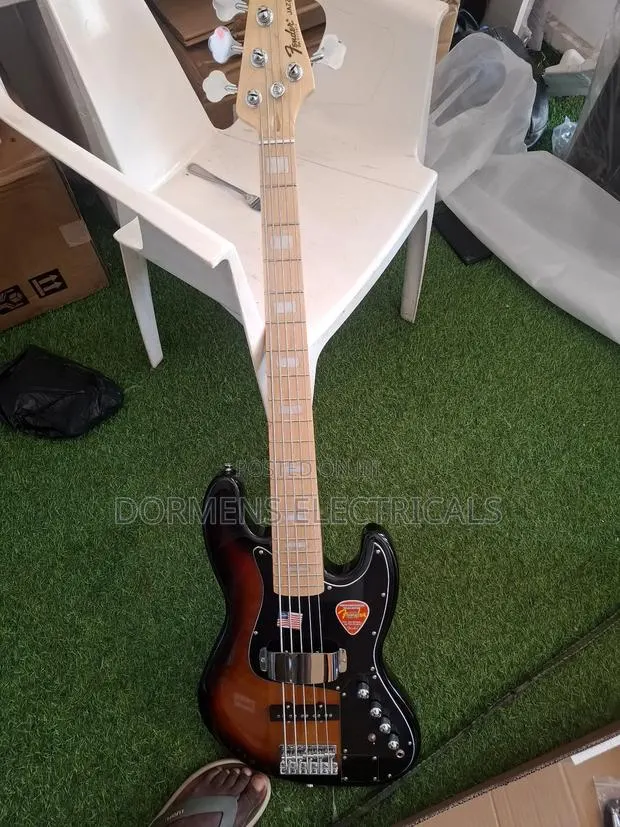 Fender Bass Jazz · Photo 1