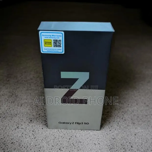 New Samsung Galaxy Z Flip 3 256 GB Gold · Photo 1