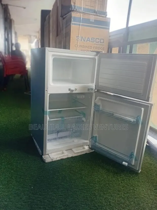 Westpool Mini Family Refrigerator · Photo 1