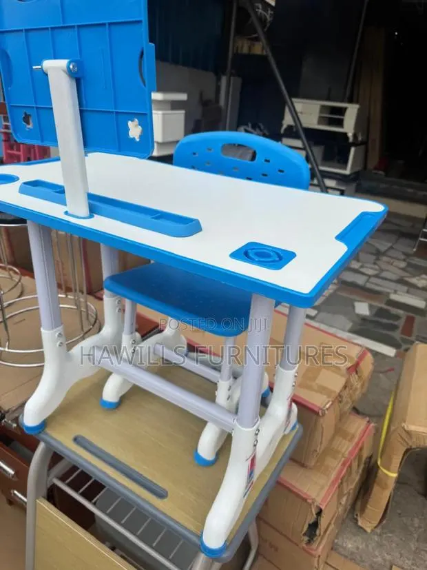 Kids Learning Table and Chair · Photo 1