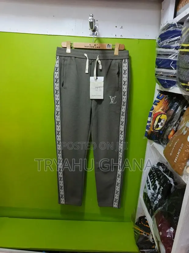 Classic Louis Vuitton Joggers - Shop Now At Tryahu. Size 34 · Photo 1