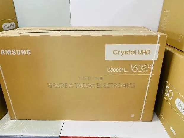 UHD Smart Samsung LED Television · Photo 1