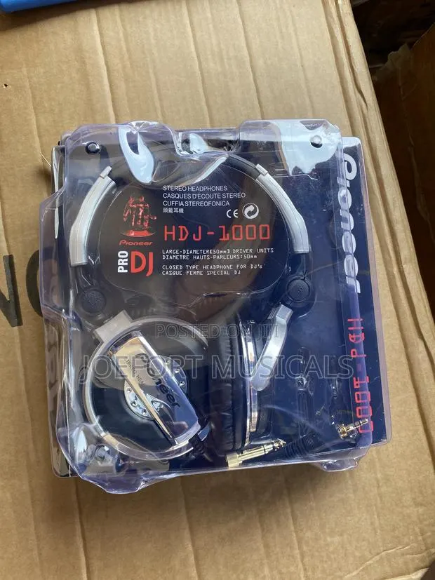 Pioneer Headset · Photo 1