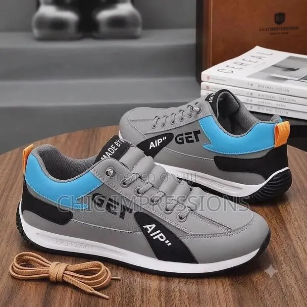 Sleek Sneakers · Photo 1