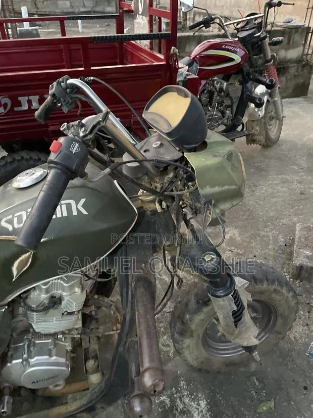 Tricycle 2022 Green · Photo 1