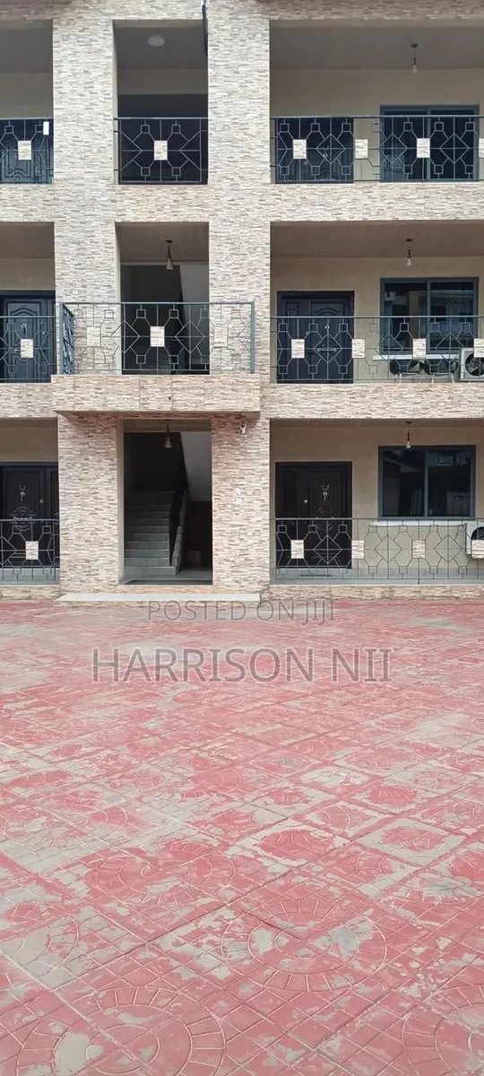 3bdrm Apartment in Adjiriganor, Otano for rent · Photo 1