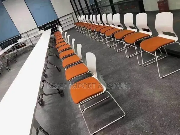 Premium Conference Chair · Photo 1