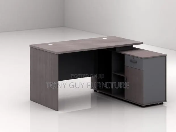 1.4m Wooden Desk for Sale · Photo 1