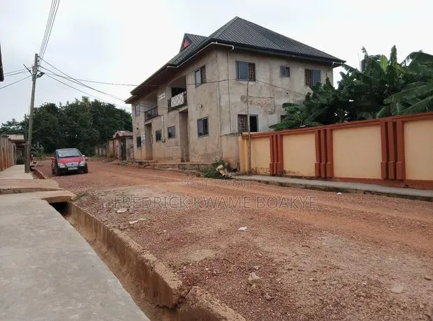 17bdrm House in Brother K Estate, Kumasi Metropolitan for sale · Photo 1