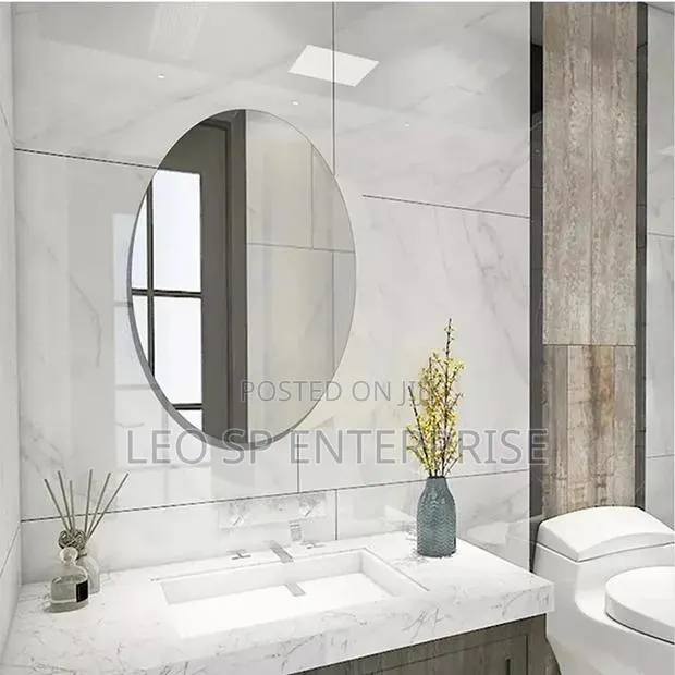 Acrylic Rectangle and Round Sticker Mirror · Photo 1
