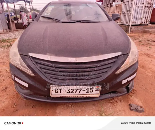Hyundai Sonata Limited 2.0T Sedan (2.0L 4cyl 6A) 2013 Black