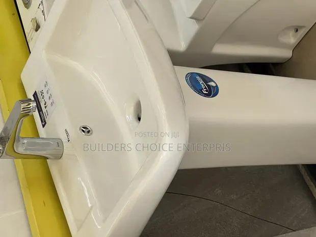 Basin and Pedestal_wash Hand Basin · Photo 1