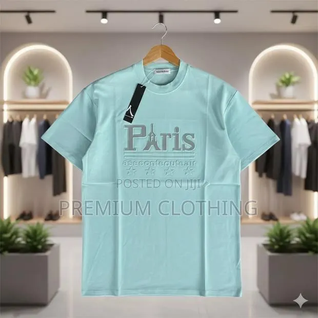 Heavy And Quantity Club T Shirt · Photo 1