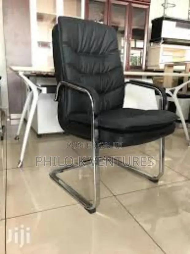Executive Guest Chair Going for Cool · Photo 1