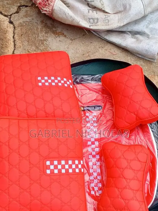 VIP Seat Cover · Photo 1