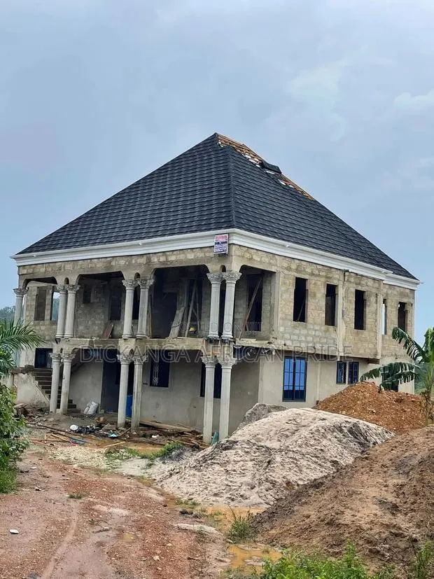 Roofing That Matches the Modern Lifestyle · Photo 1