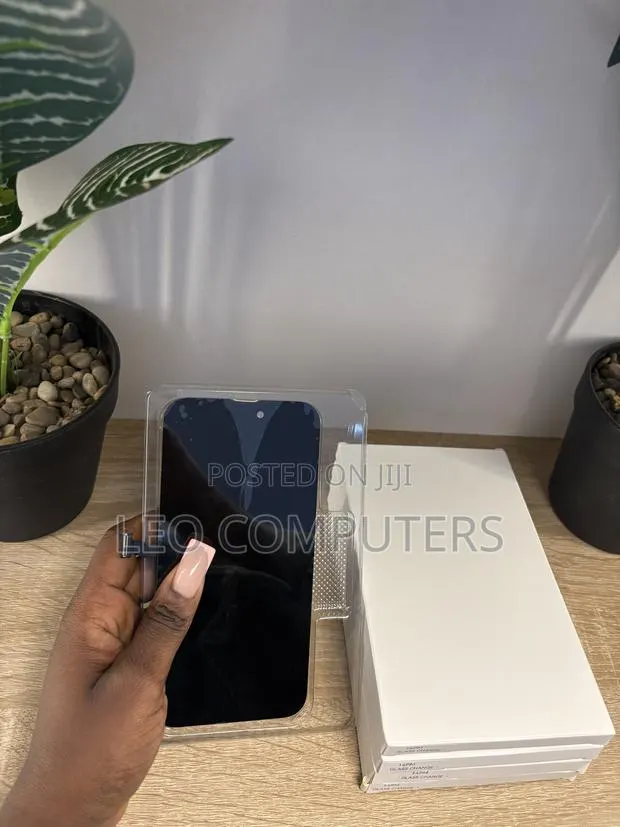 iPhone 14 Promax Screen · Photo 1