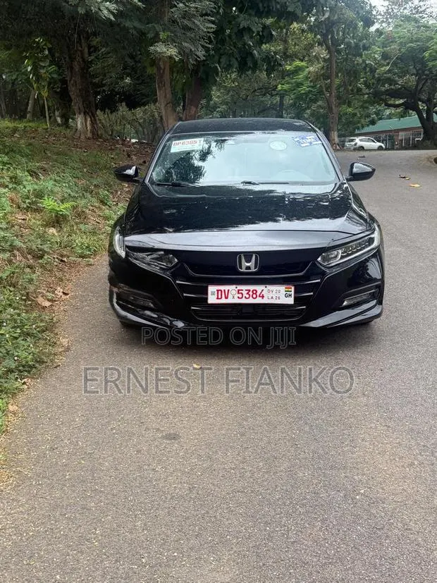 Honda Accord Sport (1.5L 4cyl Turbo CVT) 2019 Black · Photo 1