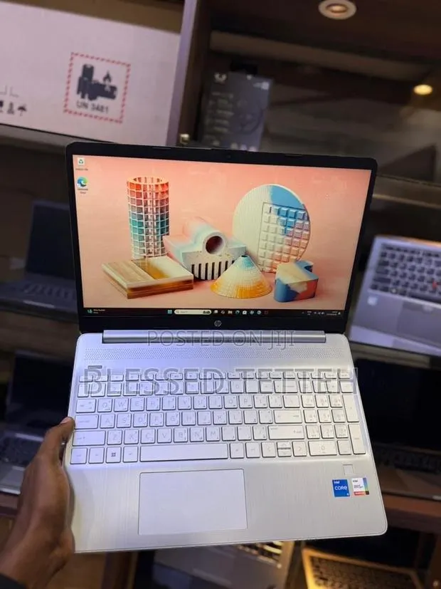 Laptop HP 15 16GB Intel Core i5 SSD 512GB · Photo 1