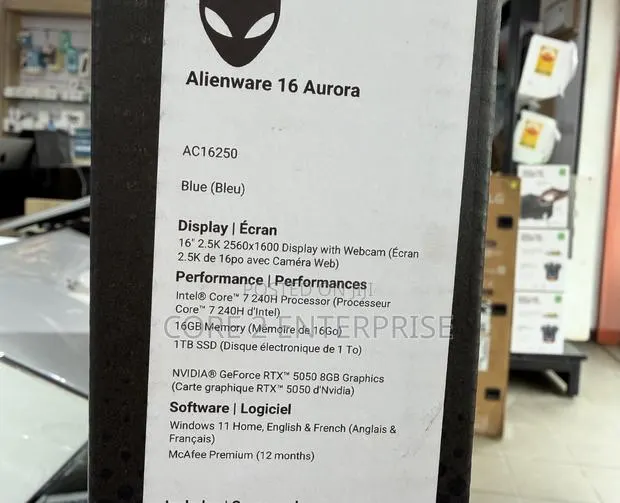 New Laptop Alienware 16 Aurora 16GB Intel Core 7 SSD 1T · Photo 1