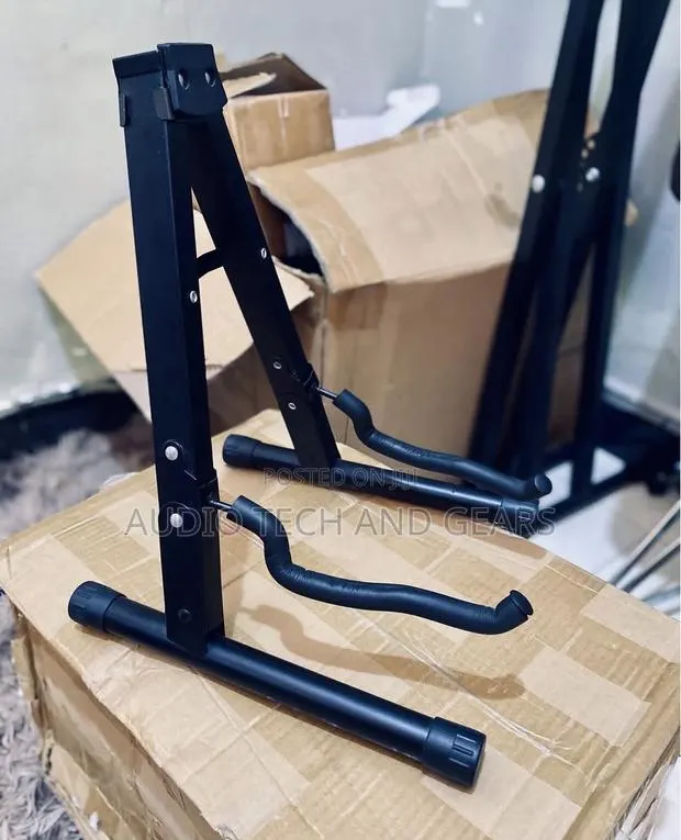 Foldable Guitar Stand · Photo 1