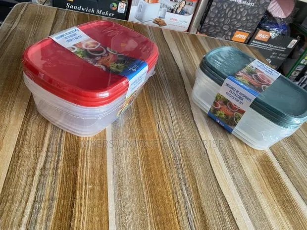 3pcs Plastic Food Keepers for Kitchen · Photo 1