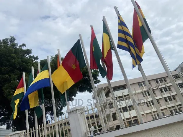 Original Country Flags at Cool Price · Photo 1