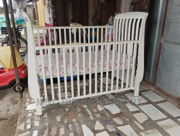 Ragazzi Etruria Fixed Side Convertible Crib From US · Photo 1