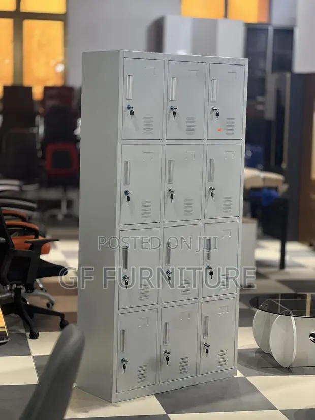 12-door Storage Locker Office Cabinet · Photo 1
