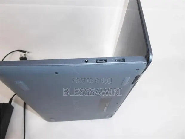 Laptop Dell 4GB AMD A10 eMMC 60GB · Photo 1